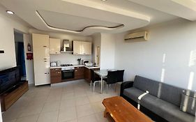 Conmal Penthouse In Mellieha Bay
