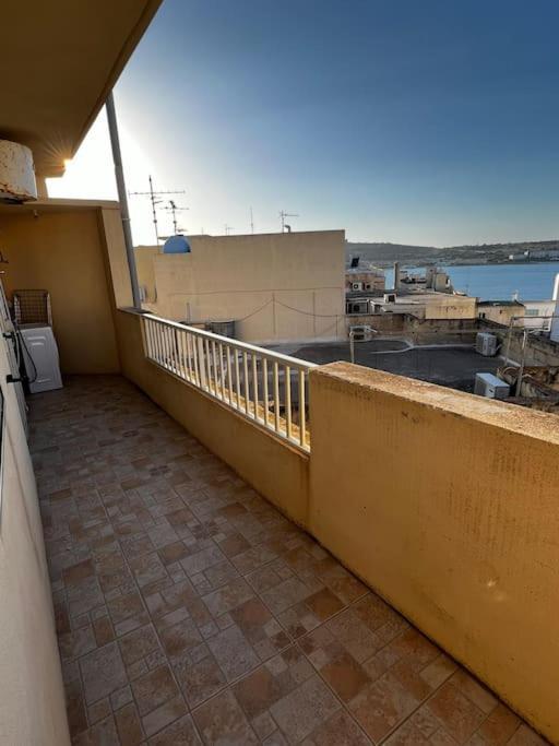 Appartamento Conmal Penthouse In Mellieha Bay Esterno foto