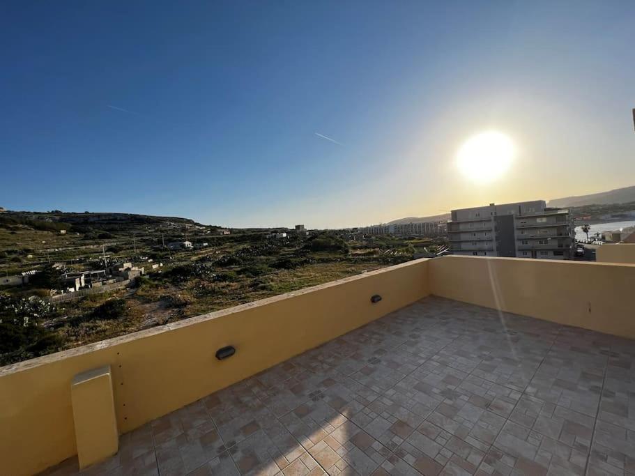 Appartamento Conmal Penthouse In Mellieha Bay Esterno foto